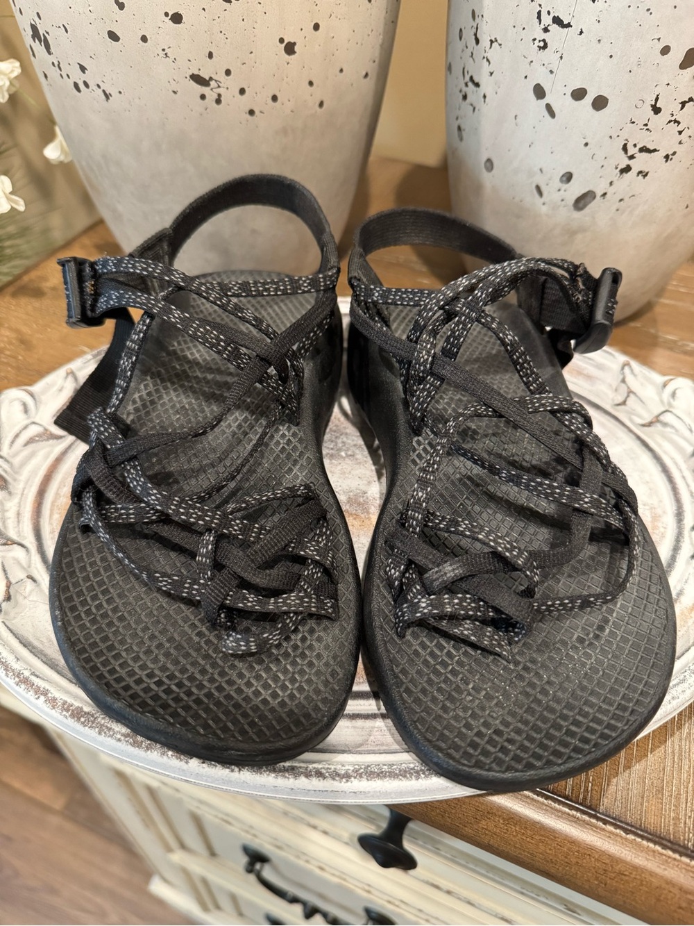 Women's Black Strappy Outdoor Sandals